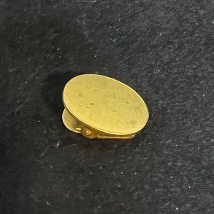 Vintage Small Gold Tone Clasp Signed EAP (2896)